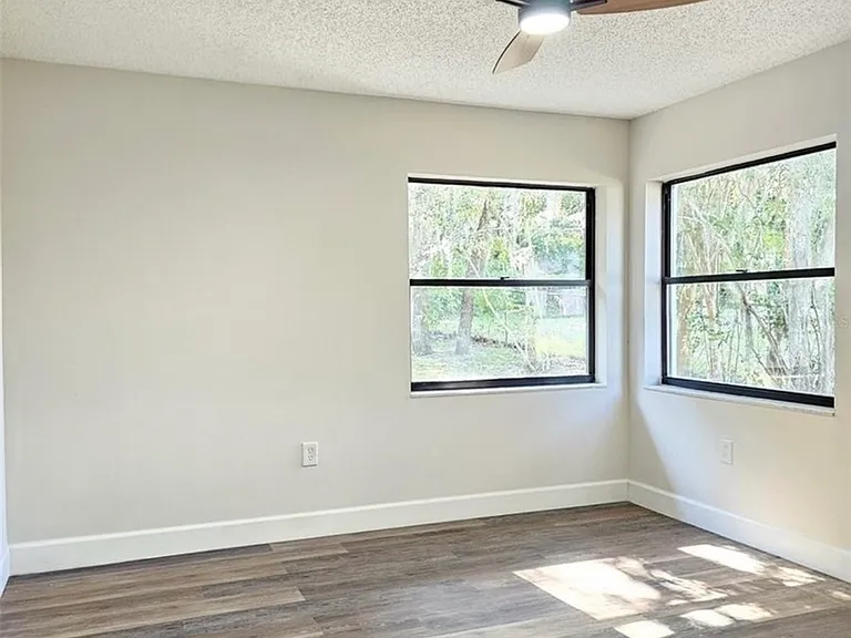 1151 N Commerce Ter — Photo 24