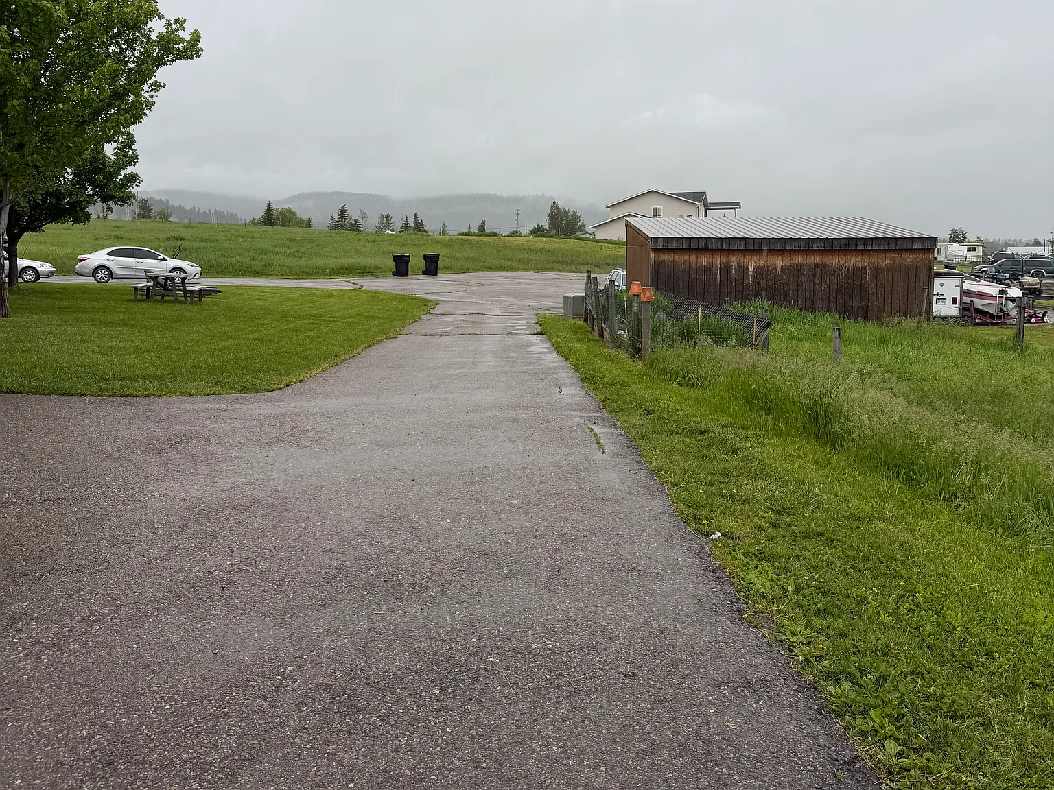 3 bed, 1200 sqft, $1,800 — Photo 2
