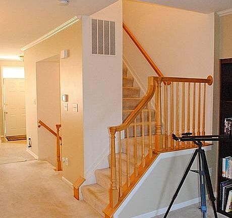 4th image of 406 Amelanchier Ct