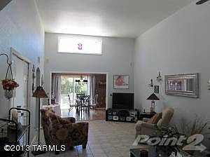 Livingroom w/clearstory windows