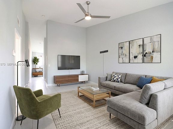 3rd image of 1568 SE 26th St Unit 203