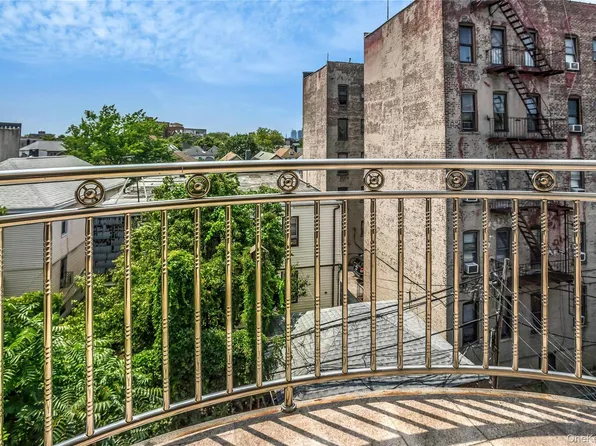 40-40 68th Street #4D, Woodside, NY 11377