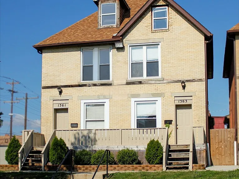 1363 Indianola Ave — Photo 7