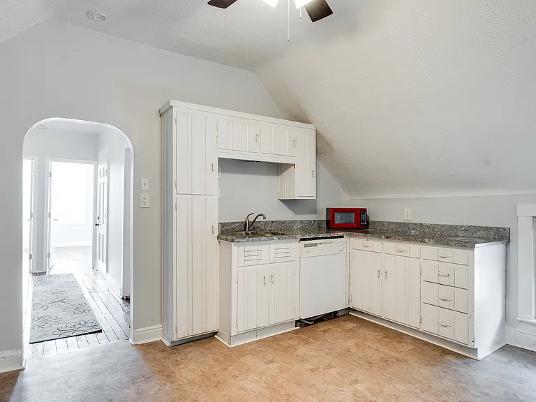 457 E Brandeis Ave #1 — Photo 9