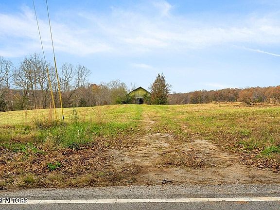 3rd image of Old Kentucky Rd