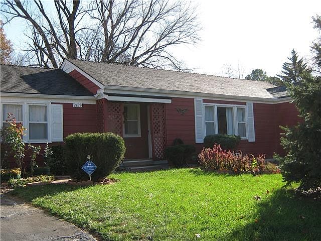 1st image of 2739 N 47th Ter
