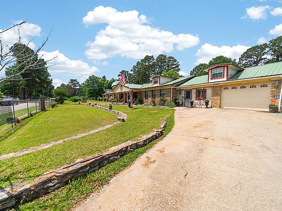 3rd image of 22561 Brierwood Dr