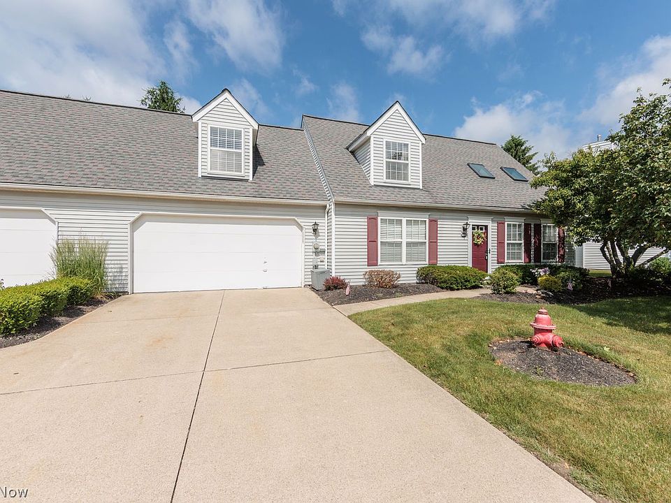 1st image of 24683 Thicket Ln #11