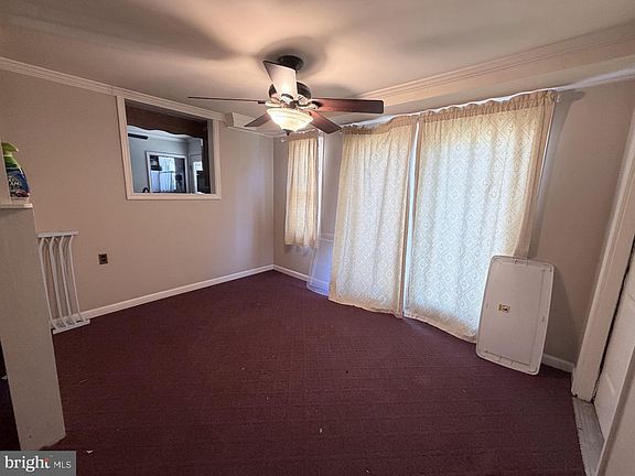 5th image of 213 Luff Ln