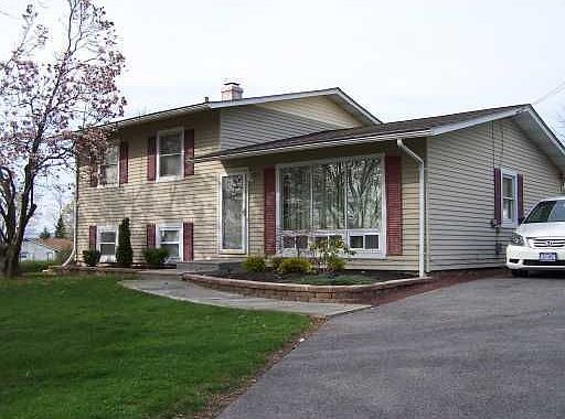 1st image of 37 Briarwood Cres