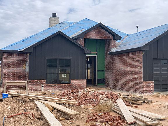2nd image of 27 Grace Wood Ln