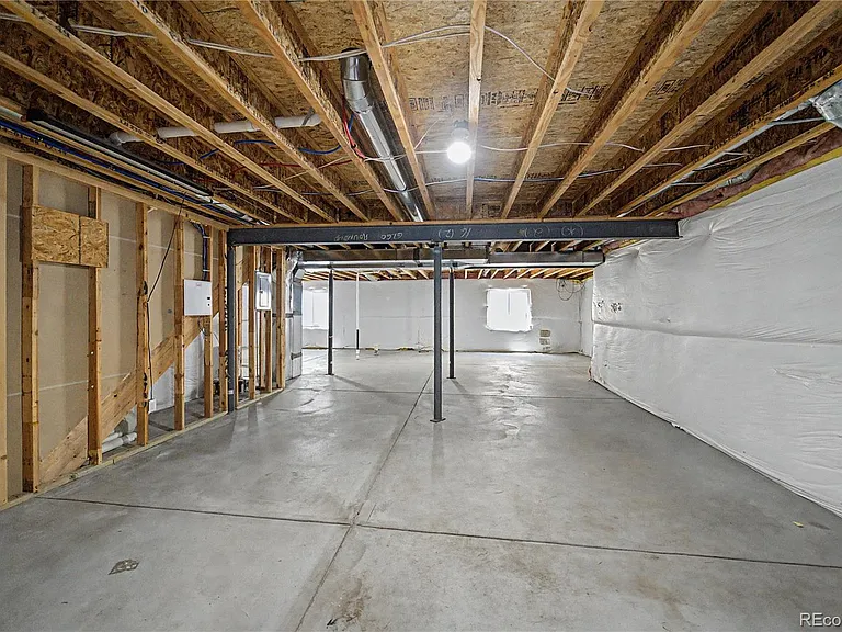 6260 Roundup Butte St — Photo 17