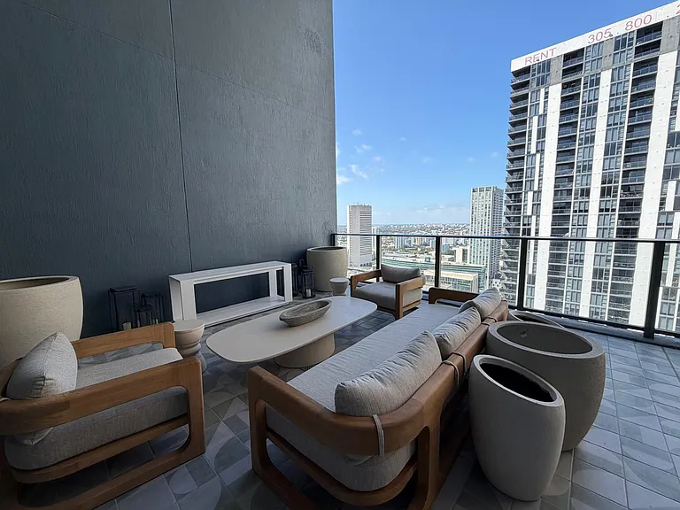 121 NE 5th St #2309 — Photo 35