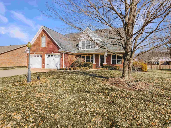 8405 Northfield Dr, Evansville, IN 47711