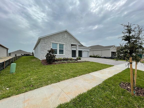 3rd image of 1771 American Beech Pkwy