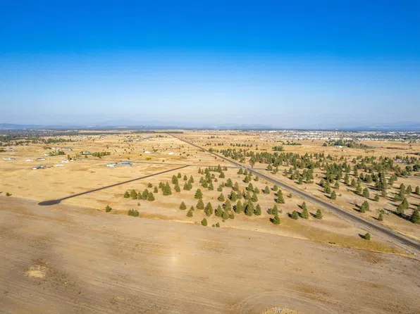 1119 S Dover Rd, Medical Lake, WA 99022