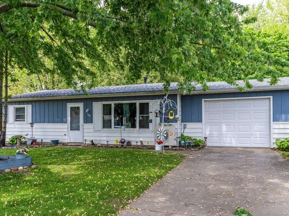 905 Dublin Ln, Angola, IN 46703