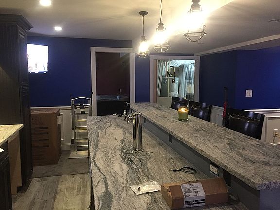 Front bar w/builtin tap