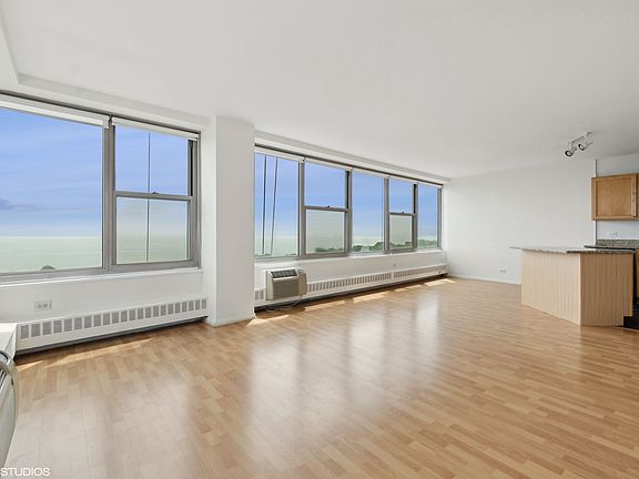 4th image of 3900 N Lake Shore Dr APT 18K