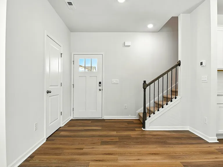 1342 37th Avenue Ln NE — Photo 14