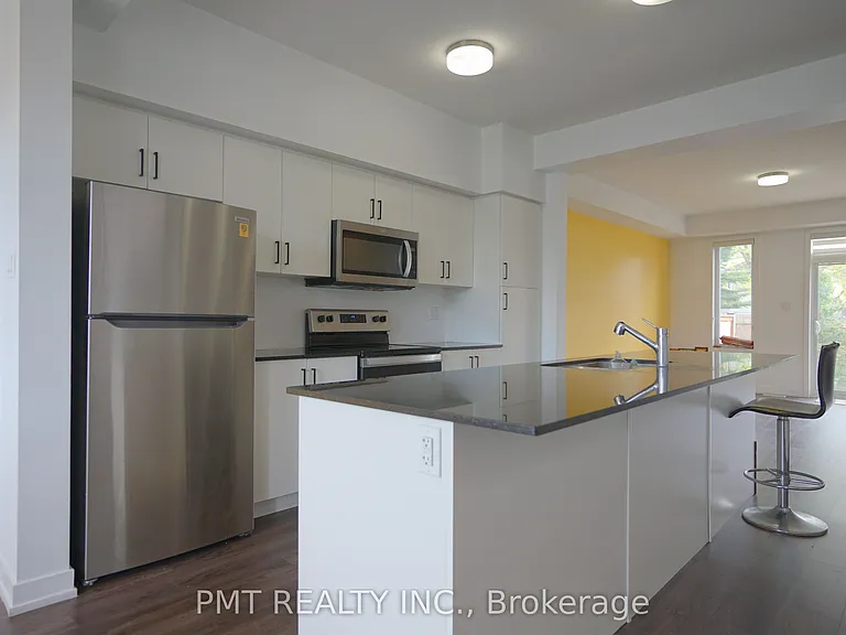350 River Rd #39 — Photo 2