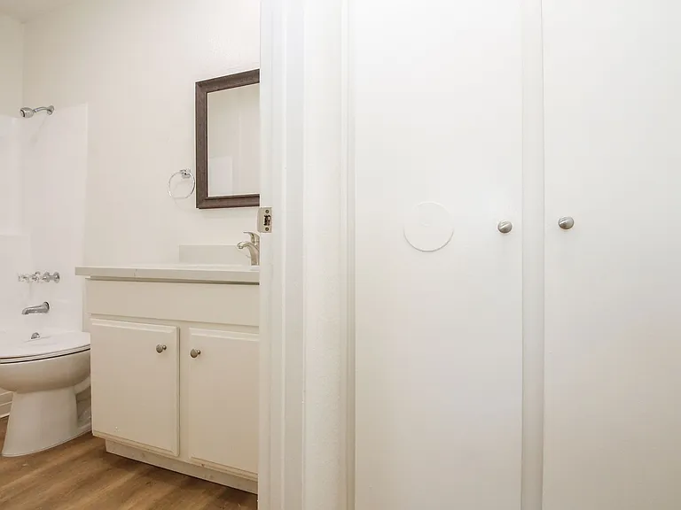 6745 Coldwater Canyon Ave — Photo 5