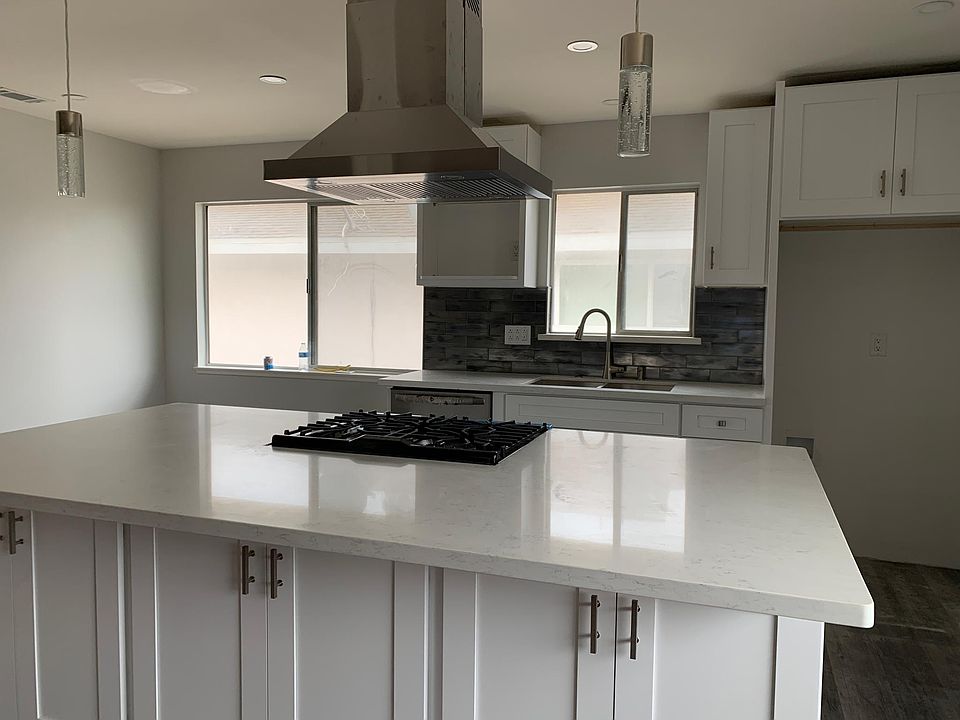 1st image of 2575 Bayshore Ave