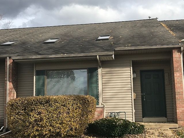 1st image of 335 N Weston Ave