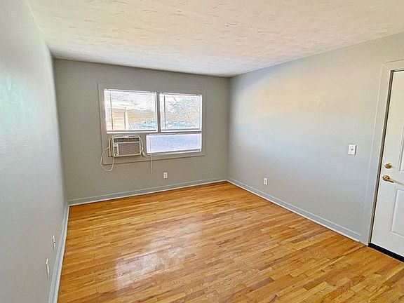 4th image of 4602-4608 Redman Ave #46064