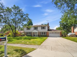 10707 Stargate Ln, Cincinnati, OH 45240