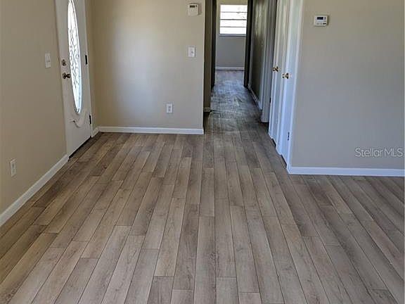 5th image of 247 Marion Oaks Crse