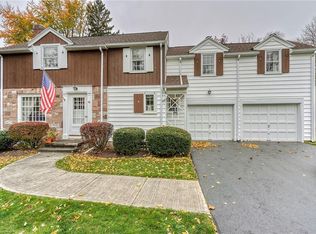 70 Dewey Ave, Fairport, NY 14450
