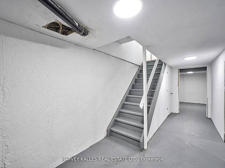 2012 Sheppard Ave W #Townhouse 102 — Photo 39