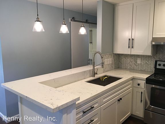 5th image of 2605 Pico Pl APT 212