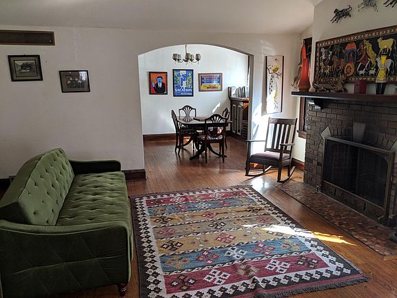 Living/dining room