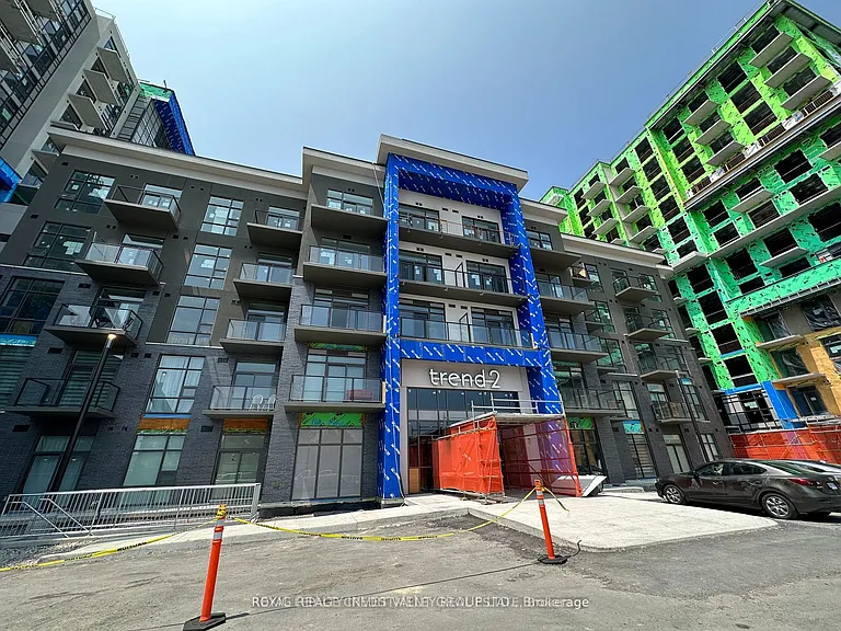 460 Dundas St E #309 — Photo 2