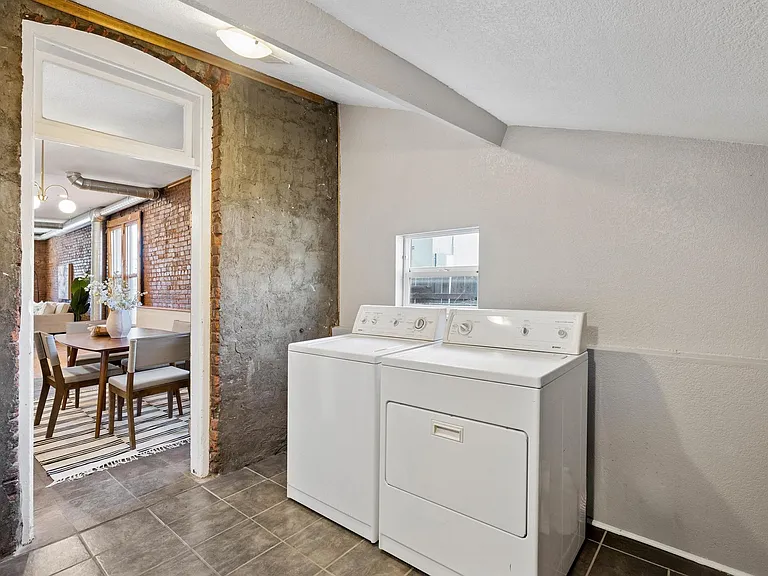 126 Galapago St — Photo 29