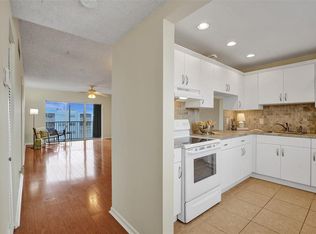 604 NE 2nd St APT 420, Dania, FL 33004