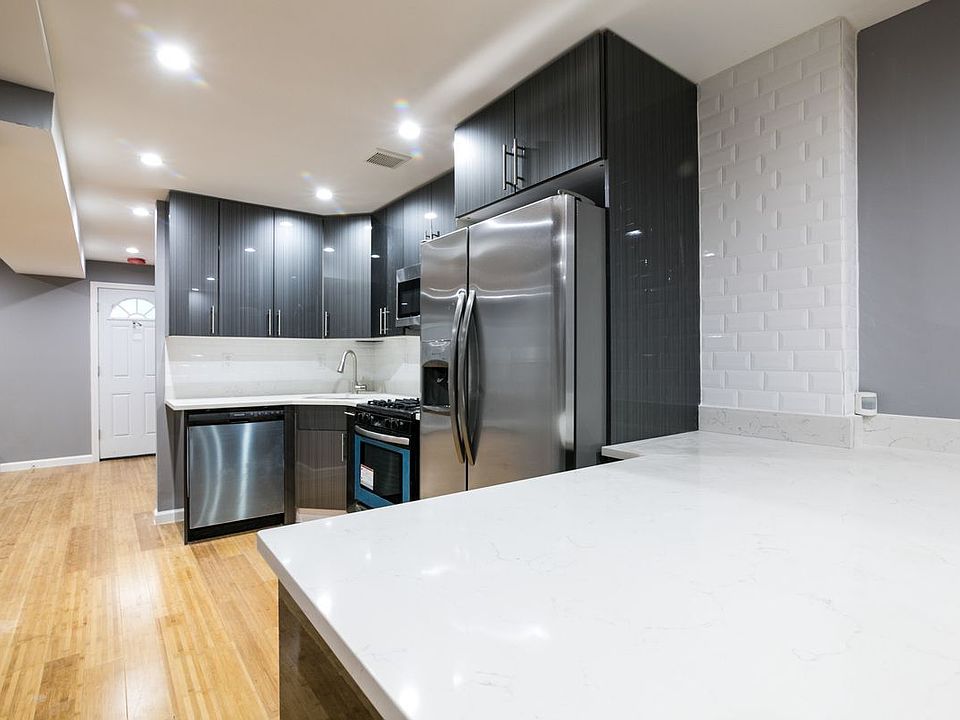 1st image of 9935 Farmers Blvd