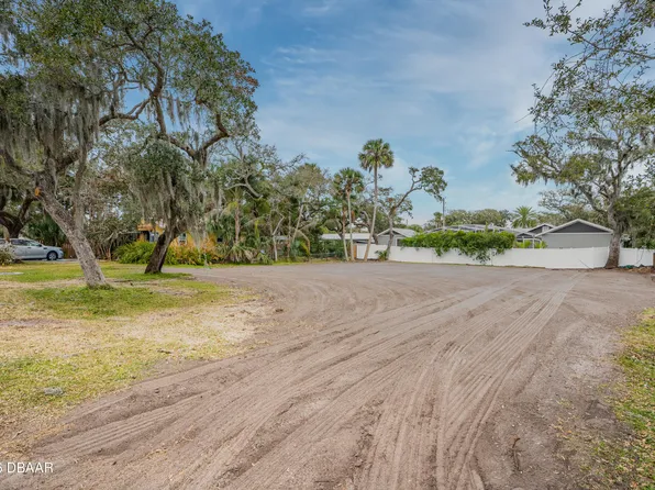 607 Goodwin Ave, New Smyrna Beach, FL 32169