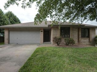 1514 E McClernon St, Springfield, MO 65803