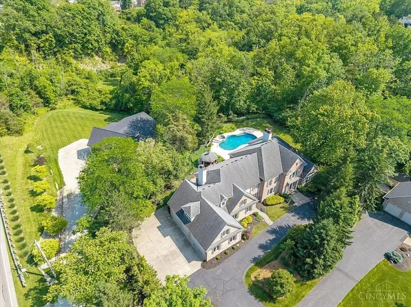 9123 E Kemper Rd, Cincinnati, OH 45249
