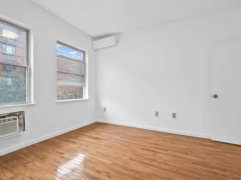 1398 Fulton Ave #3 — Photo 2