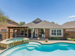 6415 Lakewood Dr, Sachse, TX 75048