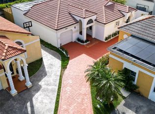 654 NW 123rd Path, Miami, FL 33182