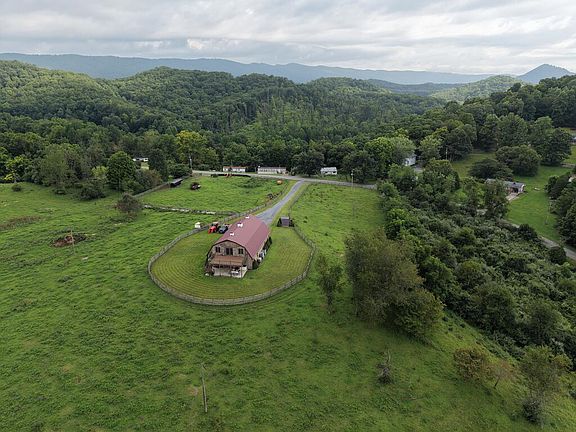 2nd image of 458 Shale Bank Rd