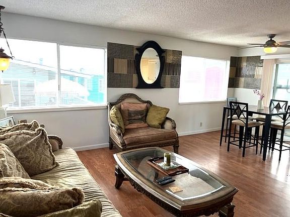 Living Room / Dining Room