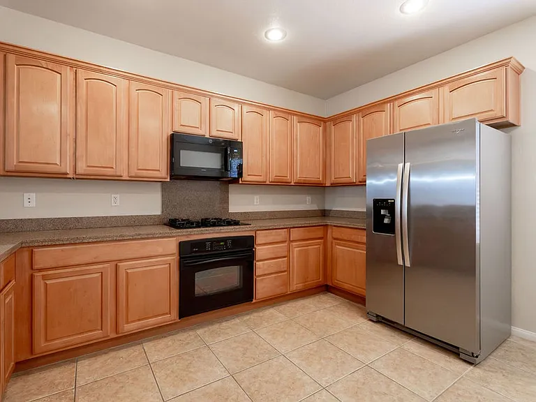 4433 Weitzman Pl — Photo 21