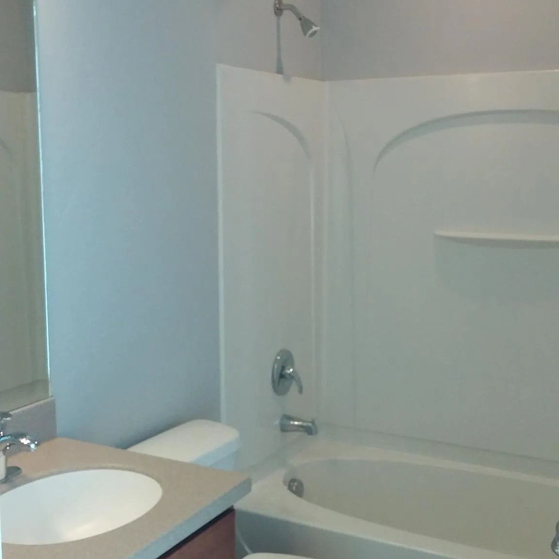 3 bed, 2.5 bath, 1579 sqft, $1,900 — Photo 3