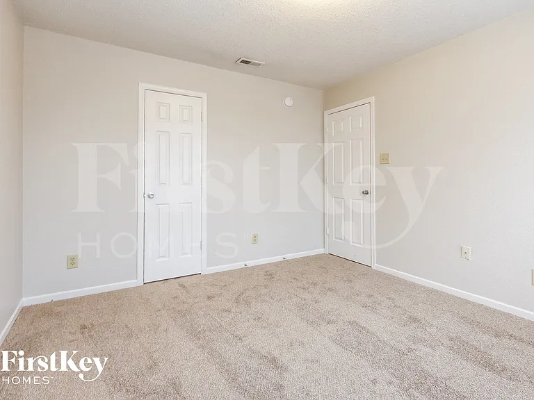 5769 Woodland Trace Blvd — Photo 14